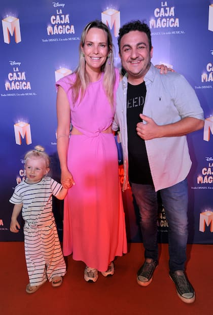 Dos de los conductores favoritos de los chicos, Diego Topa y Mariana "Muni" Seligmann también fueron de la partida, junto a la pequeña hija de la actriz, Carmela