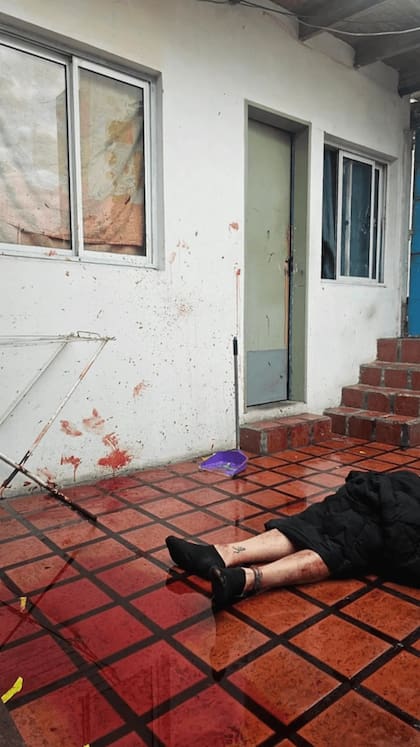 Dos hombres se atacaron con cuchillos en una pensión de La Plata