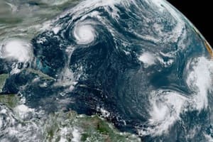 Una onda tropical con altas probabilidades de convertirse en tormenta avanza hacia el Caribe