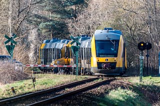 Dos trenes chocan en Dinamarca y provocan un gran despliegue de emergencia al norte de Copenhague