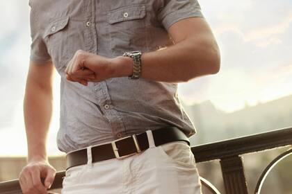 Dos veces al año, los estadounidenses cambian la hora en sus relojes para entrar y salir del horario de verano boreal