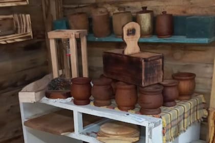 Dos veces al mes se hace la feria de emprendedores con los artesanos del pueblo
