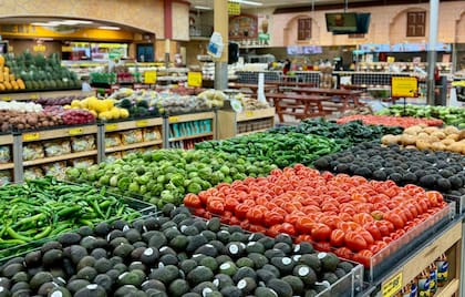 Double Up Food Bucks iguala los beneficios de SNAP dólar por dólar en la compra de frutas y verduras cultivadas en Texas