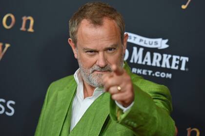 De verde. Hugh Bonneville, el actor que interpreta a Robert Crawley, conde de Grantham