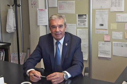 El doctor Eduardo Valenti, titular de la Sociedad de Obstetricia y Ginecología de la Argentina (Sogiba)