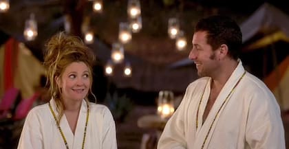 Drew Barrymore y Adam Sandler en Luna de miel en familia