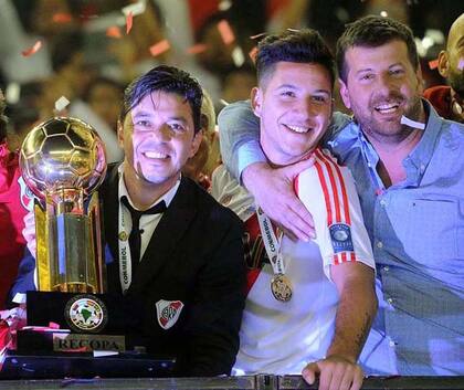 Driussi con Gallardo y la Recopa