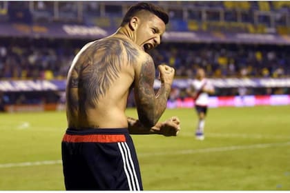 Driussi, en el festejo del 3-1 final ante Boca en La Bombonera.