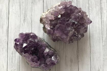 Drusa de amatista, $330, @charisaccesorios