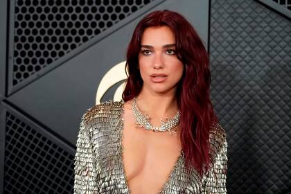 Dua Lipa es una de las estrellas precursoras de este look
