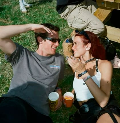 Dua Lipa y Callum Turner