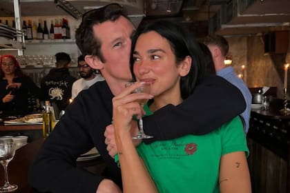 Dua Lipa y Calum Turner se conocieron en enero de 2024 (Foto: Instagram/@dualipa)