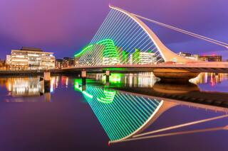 El país que bajó impuestos, creció un 26% y tiene "abundancia" de oportunidades de empleo