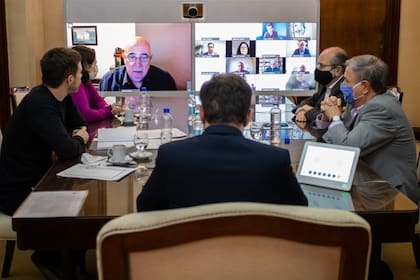 Duhalde estuvo con el gobernador Axel Kicillof la semana pasada en La Plata