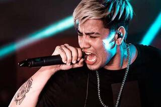 Qué es el auto-tune, el proceso que modifica las voces del trap