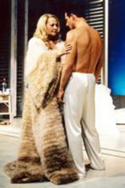 Versión española de Dulce pájaro de juventud, con Analía Gadé