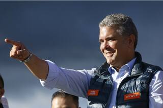 Devolver la calma a Colombia, el reto del presidente más votado de la historia