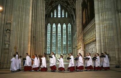 Durante al menos 25 años se acumularon las preocupaciones por el comportamiento de Hindley con menores de edad