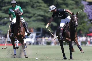 Facundo Pieres busca la gloria de Palermo, pero también piensa en ayudar al otro