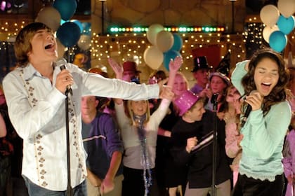 Durante años se especuló en que la voz de Troy Bolton en la primera película no era de Zac Efron, sino de Drew Seeley (Foto: Instagram @highschoolmusical)