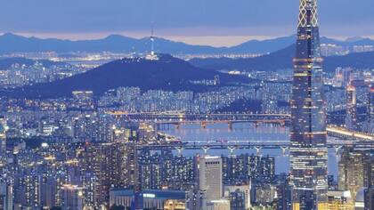 Durante décadas Seúl encarnó el gran crecimiento económico surcoreano, pero muchos jóvenes de hoy en día no son muy optimistas con sus perspectivas futuras