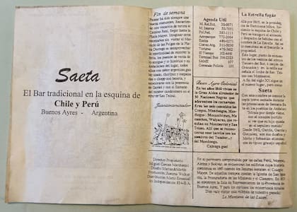 Durante el inicio de las remodelaciones, se encontró un folleto del bar original.