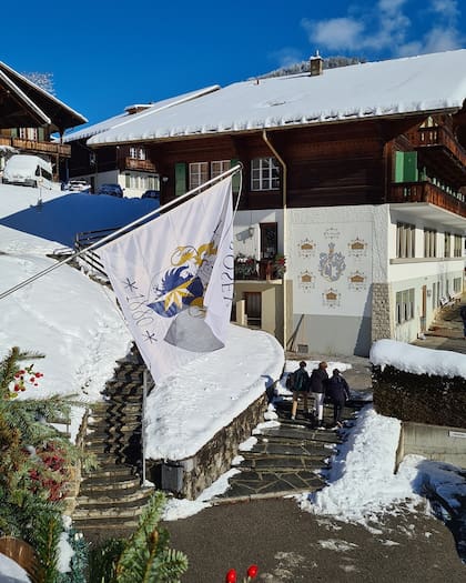 Durante el invierno, el campus se muda a la estación invernal de Gstaad