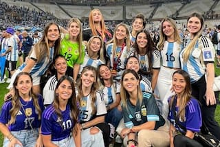 Valu Cervantes sorprendió al contar intimidades del grupo de WhatsApp de las mujeres de la selección