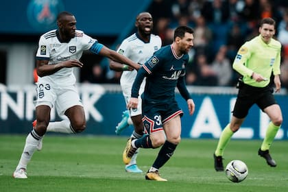 Durante el partido contra Bordeaux, Messi y Neymar recibieron silbidos de los ultras del PSG