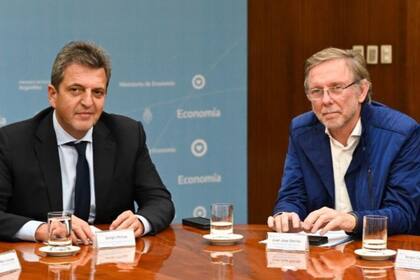 Durante la campaña electoral, en el equipo del excandidato presidencial, Sergio Massa, analizaron una reducción de las retenciones del 33% al 25% en la soja