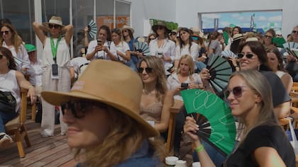 Durante la charla, se acercaron al espacio mujeres referentes del agro.