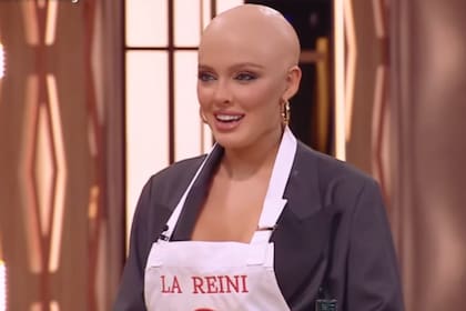 Durante la emisión del miércoles 7 de enero de MasterChef, "La Reini" apareció pelada (Foto: Captura de video)