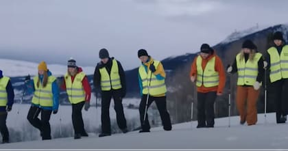 Durante la fiesta de Santa Lucía desaparece una joven en el contexto de la noche invernal. Eso desencadenará un caos en el pueblo
