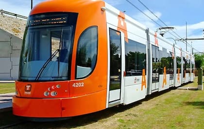 Durante la gestión socialista, también hubo un proyecto para desarrollar el servicio de tren eléctrico urbano en Rosario