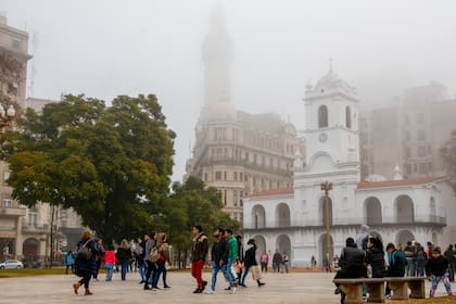 Durante la primera mitad del día podría haber neblina, por lo que se requiere precaución