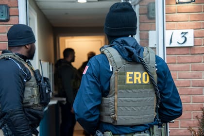 Durante los primeros 11 meses de 2025, más de 250 beneficiarios de DACA fueron arrestados por agentes del ICE