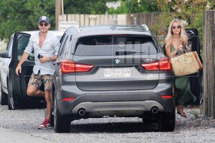 Durante los tres días que el actor pasó en Punta del Este se movió en la
camioneta BMW de su flamante novia. 