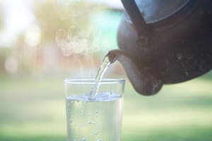 La nueva bebida viral de TikTok que promete mejorar la digestión