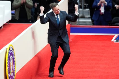 Durante su campaña, Trump hizo énfasis en controlar el gasto público. Como parte de esta estrategia, creó el Departamento de Eficiencia Gubernamental, una nueva entidad dirigida por Elon Musk, con el objetivo de recortar costos y optimizar procesos(AP Foto/Susan Walsh)