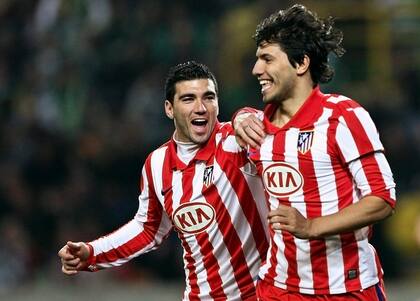 Durante su época en el Atlético de Madrid, con el fallecido Perla Reyes