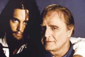 La insólita anécdota de Johnny Depp con Marlon Brando que hizo reír a todos