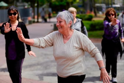 Durante todo el año hay clases gratuitas de Tai Chi Chuan en plazas, parques y espacios verdes de la Ciudad