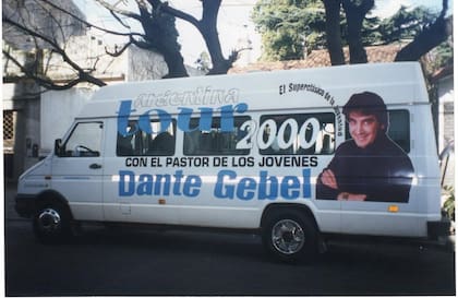 Durante una gira por Argentina, en la que recorrió 28.000 kilómetros y convocó a miles de jóvenes en distintas ciudades, con cierre en el Club Atlético Boca Juniors