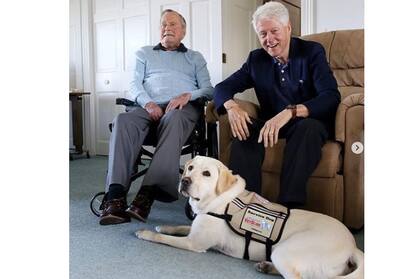 Durante una visita que el expresidente Bill Clinton le hizo al expresidente George Bush