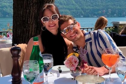 Durante unas vacaciones en Italia con su mamá, Ivana Pagés.