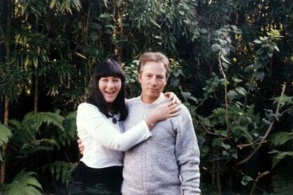 Durst junto a Susan Berman, una de sus presuntas víctimas