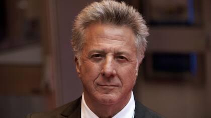 Dustin Hoffman suma una acusación en su contra