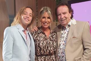 Dyango y su nieto Izan Llunas: dos estilos y el mismo amor por la música