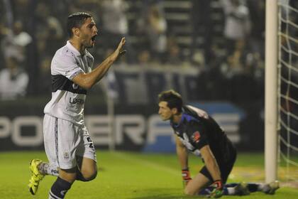 DYN30, LA PLATA, 15/04/2016, GIMNASIA Y ESGRIMA LP VS. GODOY CRUZ.