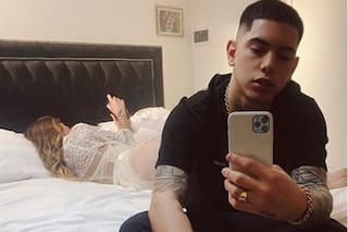 Quién es Ecko, el artista que se volvió viral por su foto con Romina Malaspina